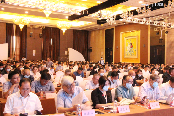 中塑協(xié)農(nóng)膜專委會(huì)2021年年會(huì)隆重召開 中塑協(xié)農(nóng)膜專委會(huì)2021年年會(huì)隆重召開