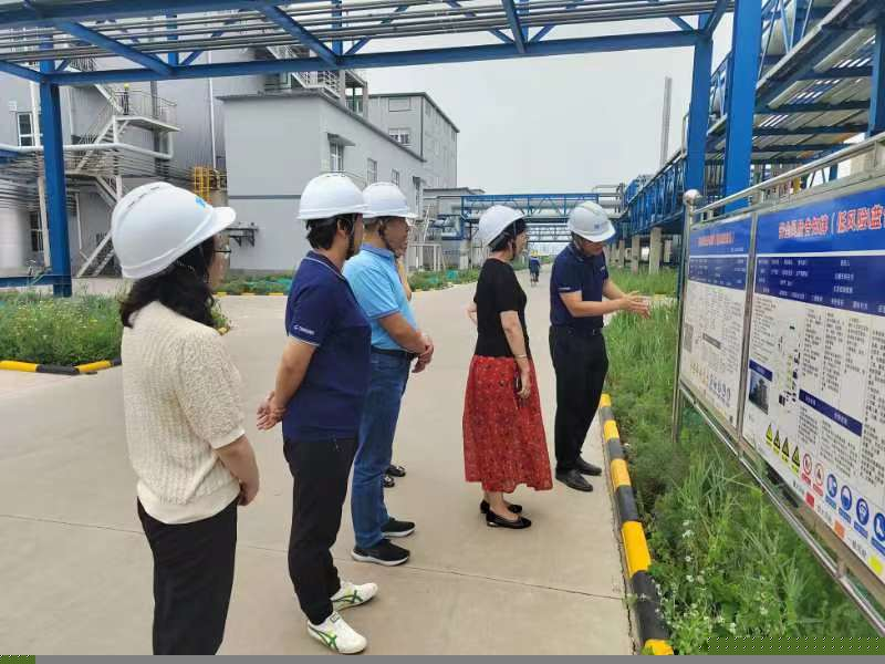 中國塑料加工工業(yè)協(xié)會領(lǐng)導(dǎo)蒞臨天集化工考察交流