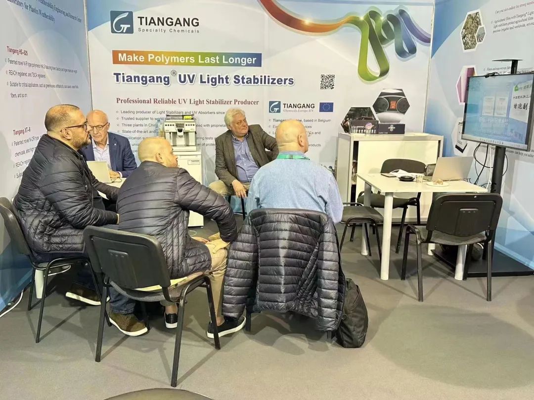 ?天罡歐洲團隊攜個創(chuàng)新產(chǎn)品成功亮相世界橡塑展德國K展